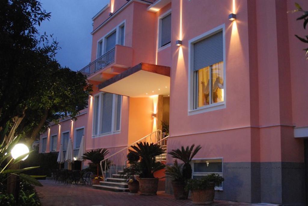Hotel Napoleon Σαν Ρέμο Εξωτερικό φωτογραφία